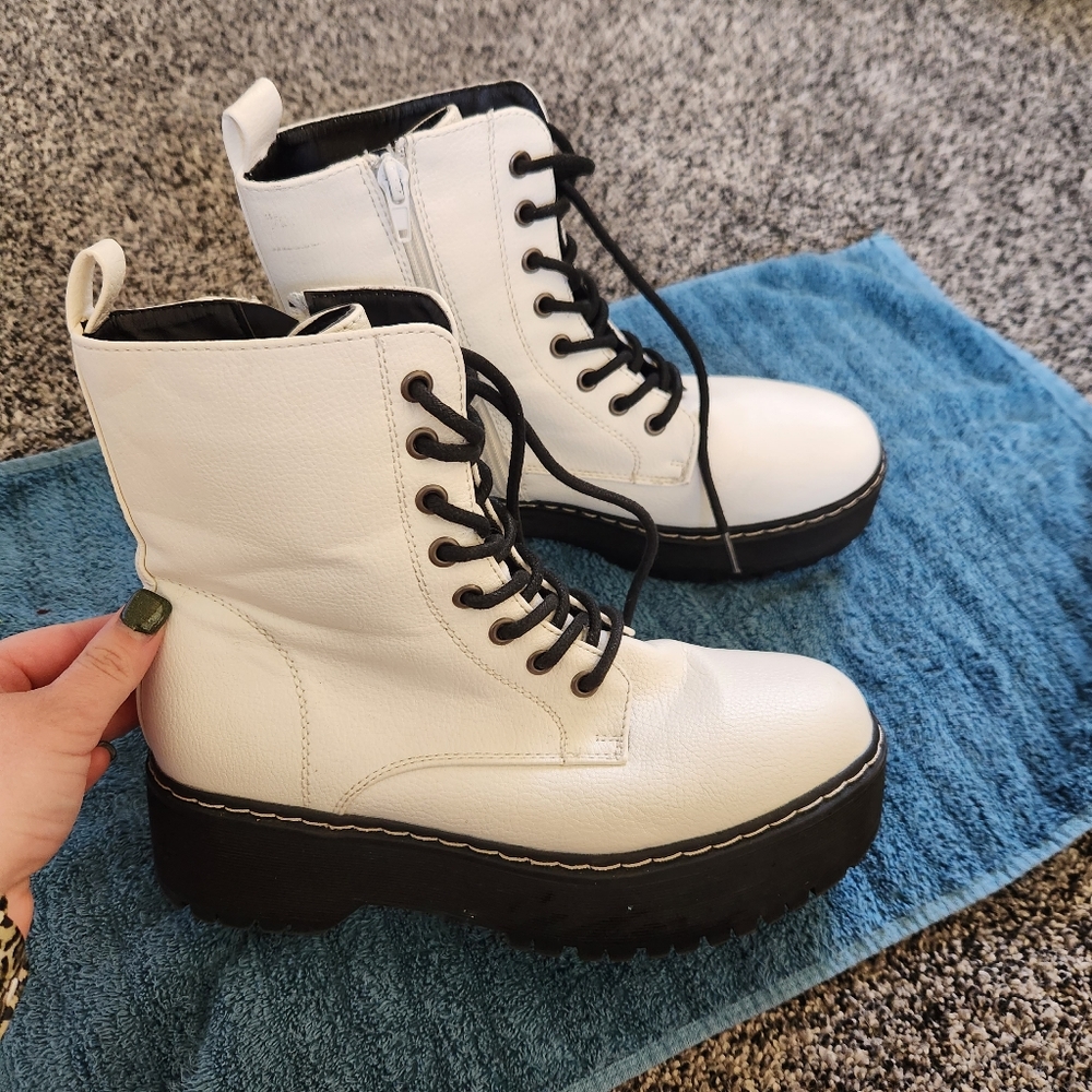 Sincerely jules white‎ boots
